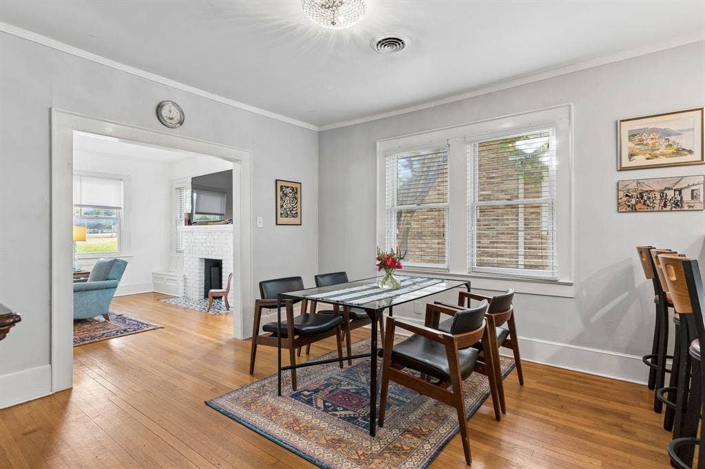823 Kidd Springs Drive, Dallas, TX 75208 823 Kidd Springs Drive, Dallas, TX 75208