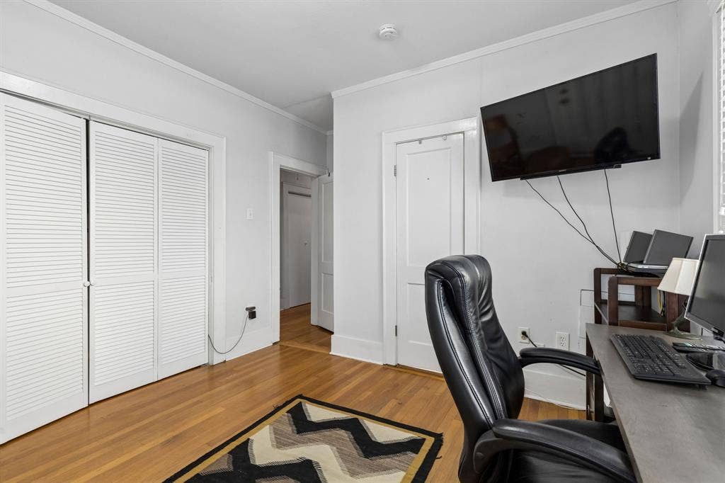 823 Kidd Springs Drive, Dallas, TX 75208 823 Kidd Springs Drive, Dallas, TX 75208