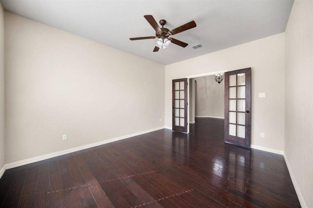 200 Northstar Lane, Waxahachie, TX 75165