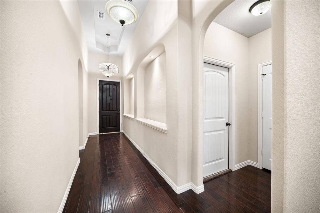 200 Northstar Lane, Waxahachie, TX 75165