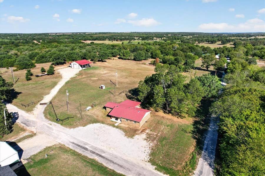 Property photo for 504 W Clay Street, Montague, TX