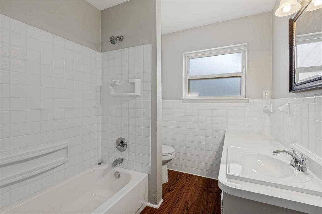2686 Roger Williams Drive, Irving, TX 75061 2686 Roger Williams Drive, Irving, TX 75061