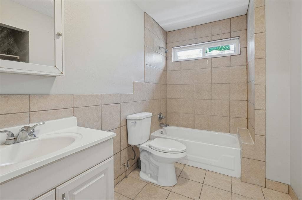 2686 Roger Williams Drive, Irving, TX 75061 2686 Roger Williams Drive, Irving, TX 75061