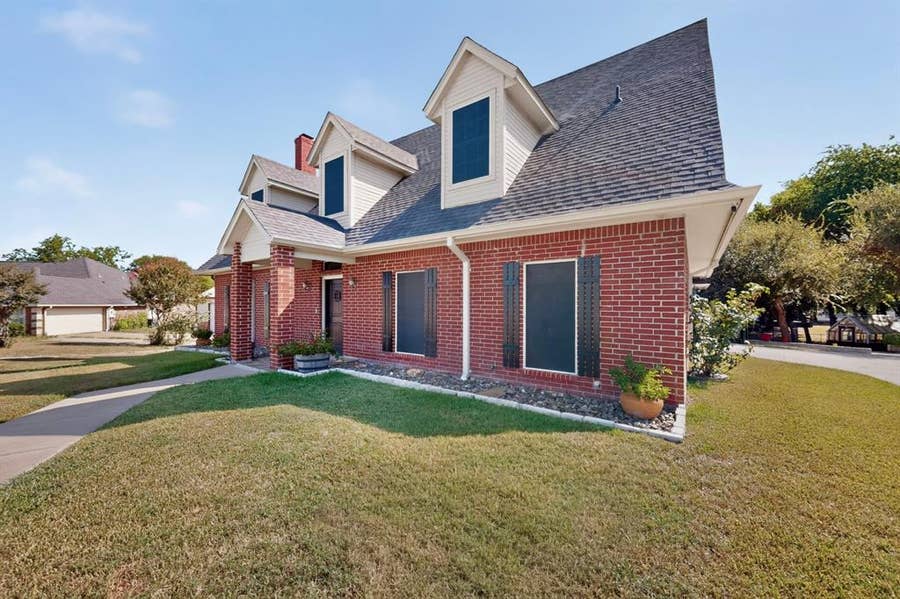 Property photo for 10547 Kitsee Knoll Way, Quinlan, TX