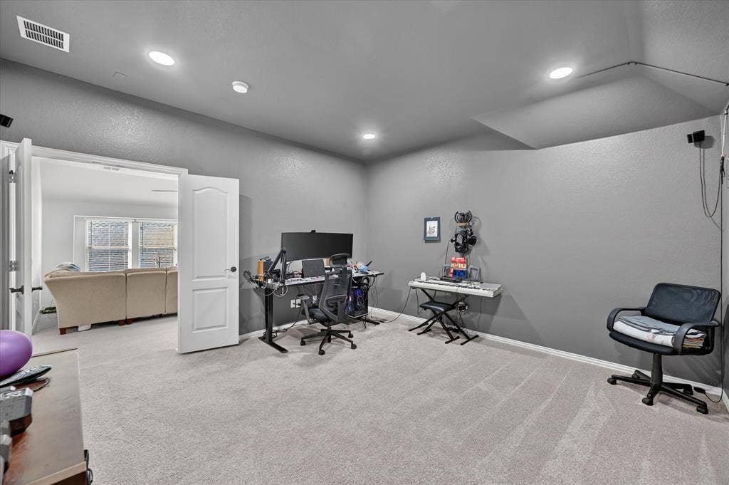 457 Wolf Creek Drive, Waxahachie, TX 75165 457 Wolf Creek Drive, Waxahachie, TX 75165