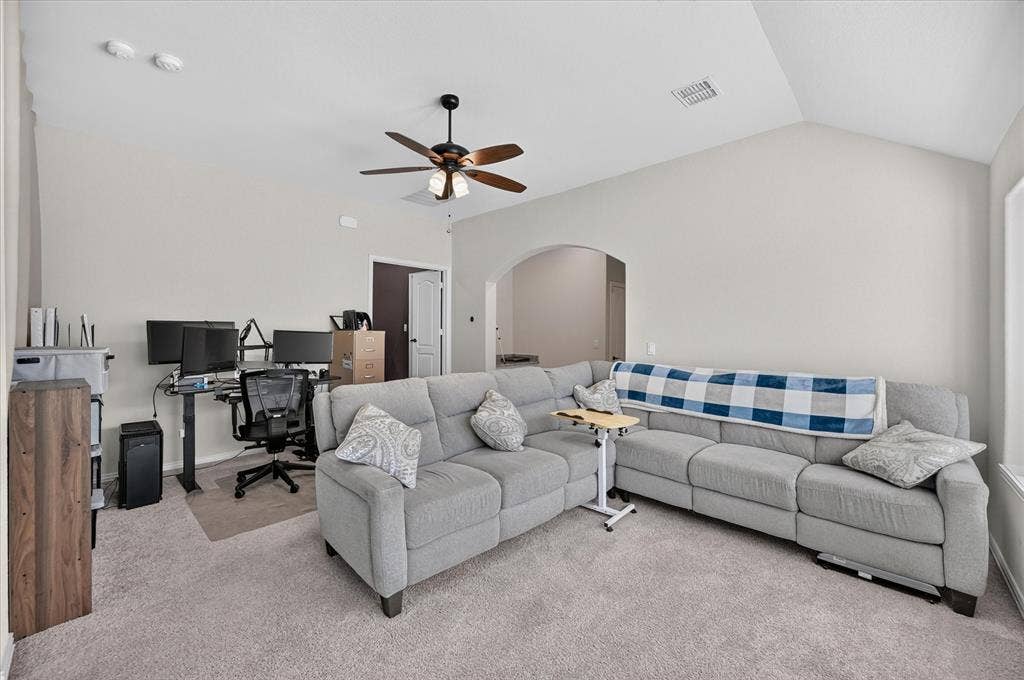 457 Wolf Creek Drive, Waxahachie, TX 75165 457 Wolf Creek Drive, Waxahachie, TX 75165