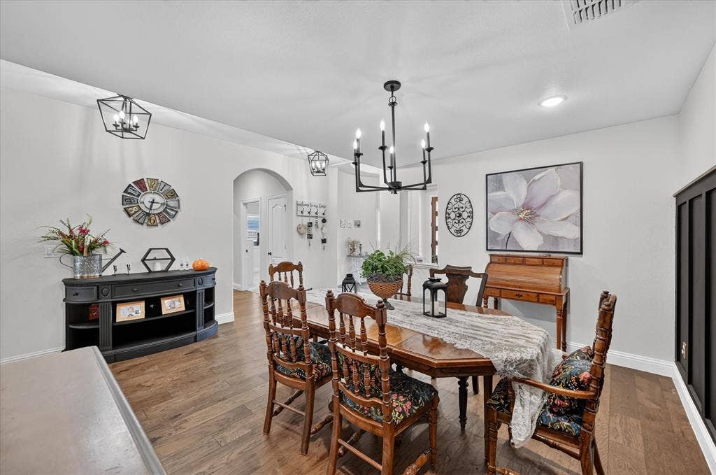 457 Wolf Creek Drive, Waxahachie, TX 75165 457 Wolf Creek Drive, Waxahachie, TX 75165