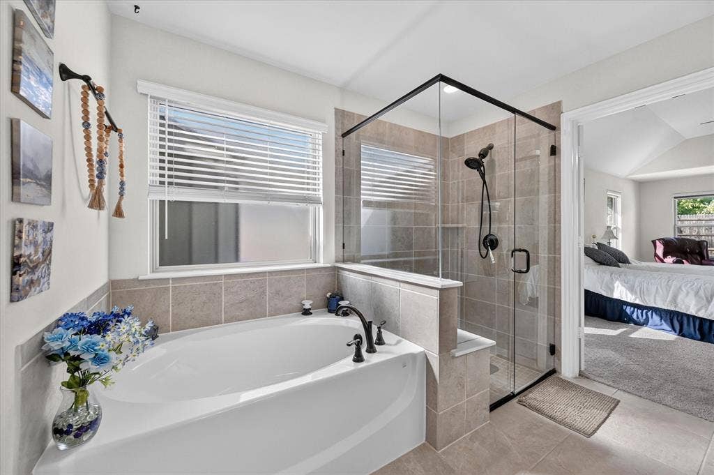 457 Wolf Creek Drive, Waxahachie, TX 75165 457 Wolf Creek Drive, Waxahachie, TX 75165