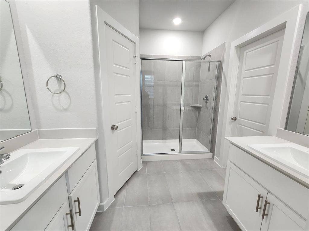 3405 High Valley Drive, McKinney, TX 75071 3405 High Valley Drive, McKinney, TX 75071