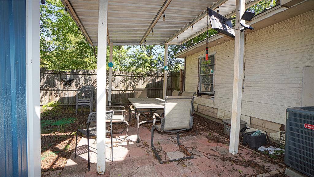 112 Cherokee Street, Terrell, TX 75160 112 Cherokee Street, Terrell, TX 75160