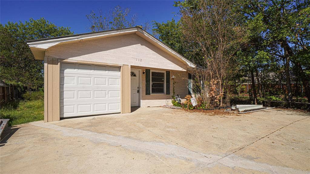 112 Cherokee Street, Terrell, TX 75160 112 Cherokee Street, Terrell, TX 75160