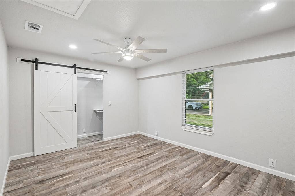 511 Commerce Street, Kemp, TX 75143 511 Commerce Street, Kemp, TX 75143