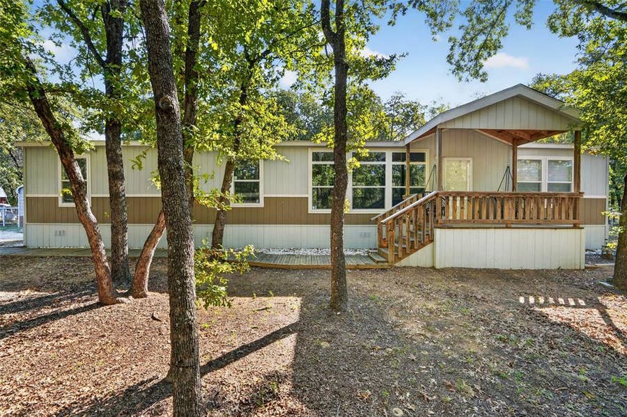 Property photo for 145 Adalida Lane, Springtown, TX