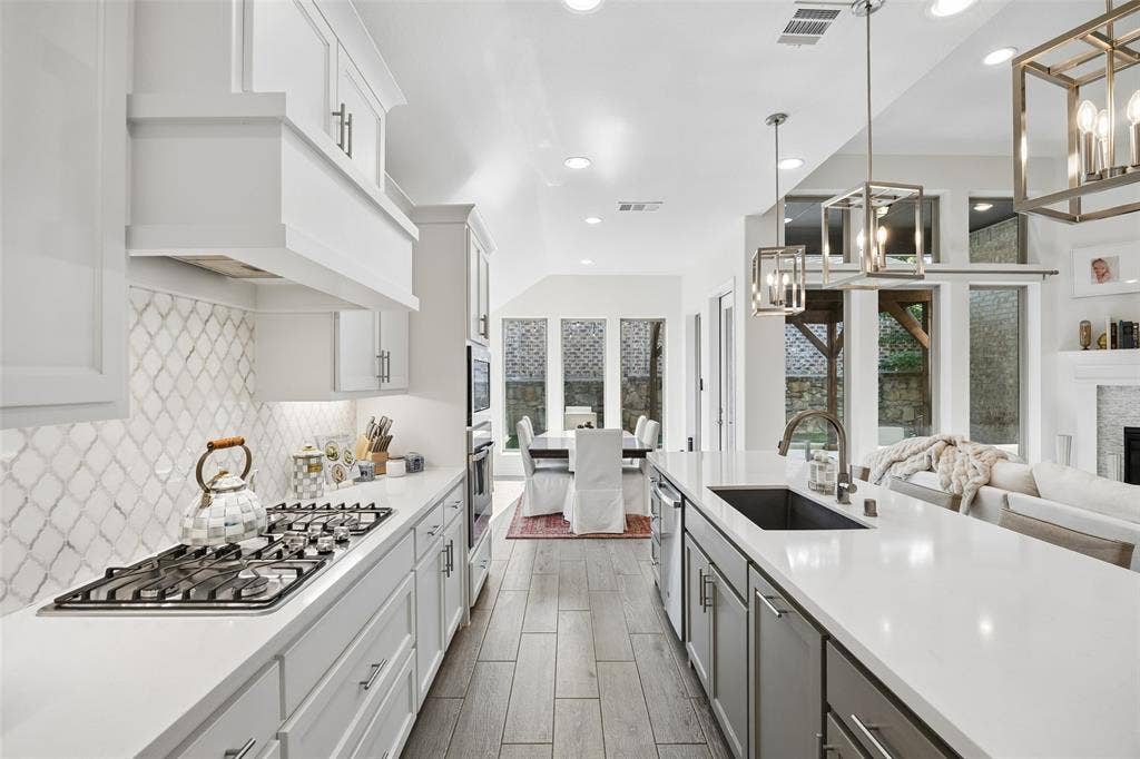 3224 Lexington Drive, Celina, TX 75071 3224 Lexington Drive, Celina, TX 75071