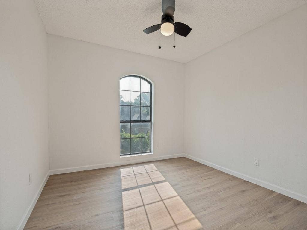 629 Bent Creek Drive, DeSoto, TX 75115 629 Bent Creek Drive, DeSoto, TX 75115