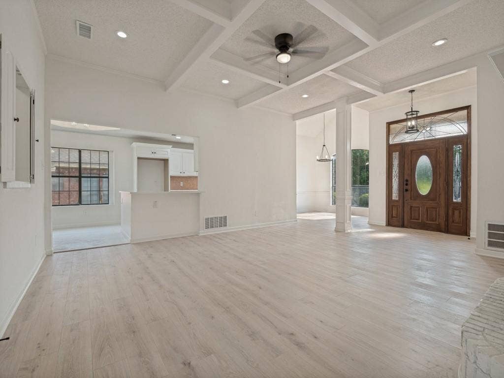 629 Bent Creek Drive, DeSoto, TX 75115 629 Bent Creek Drive, DeSoto, TX 75115