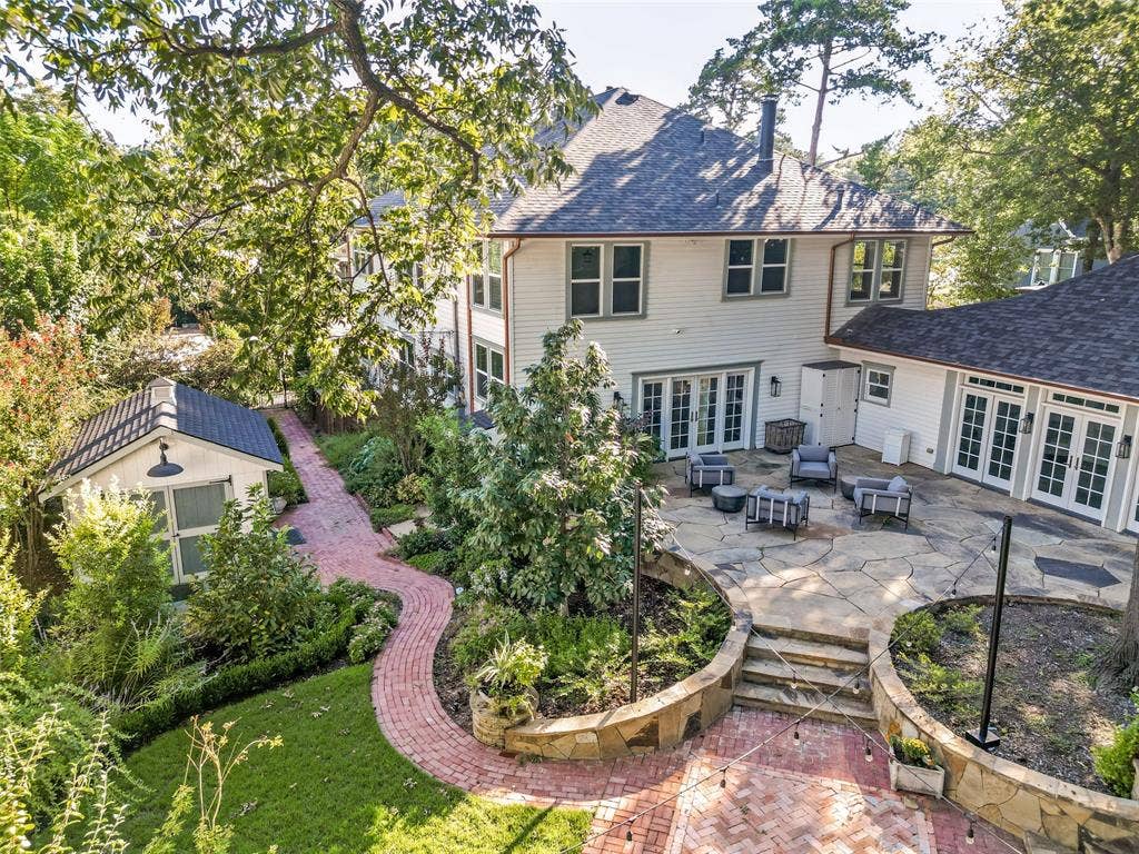 506 W Virginia Street, McKinney, TX 75069 A truly remarkable backyard perfect for entertaining