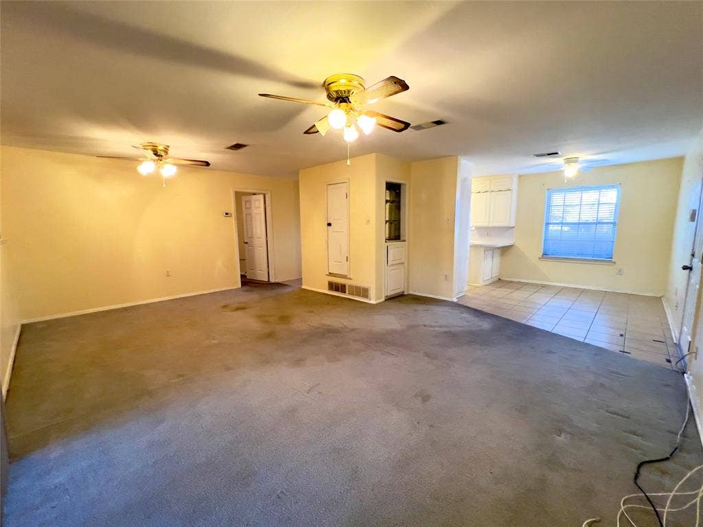 212 Straw Road, Saginaw, TX 76179