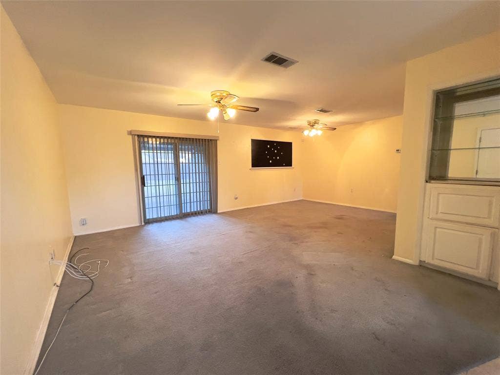 212 Straw Road, Saginaw, TX 76179