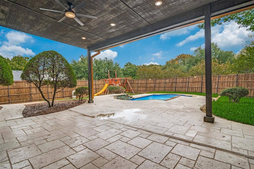 2641 Windswept Lane, Mesquite, TX 75181
