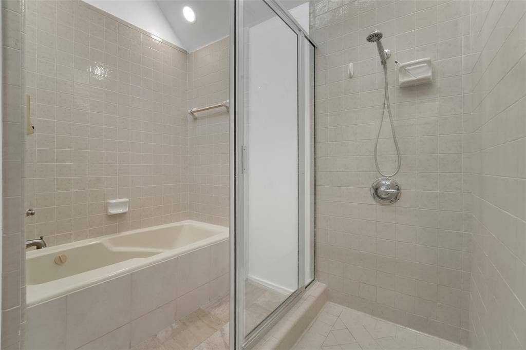 3021 Waterfront Circle, Garland, TX 75042 3021 Waterfront Circle, Garland, TX 75042