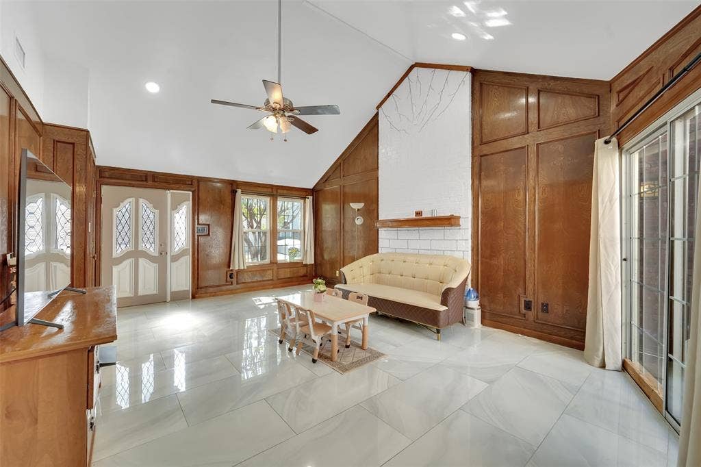 3021 Waterfront Circle, Garland, TX 75042 3021 Waterfront Circle, Garland, TX 75042