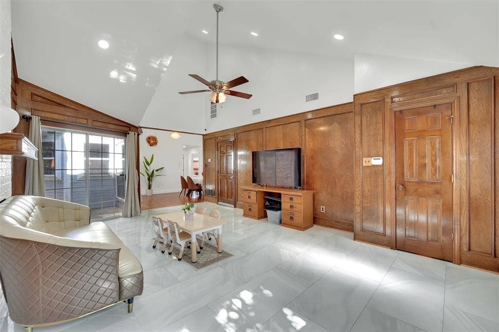 3021 Waterfront Circle, Garland, TX 75042 3021 Waterfront Circle, Garland, TX 75042