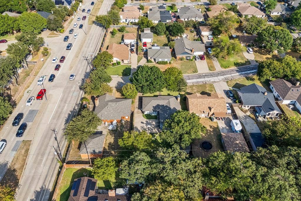 4202 Windhurst Drive, Arlington, TX 76015
