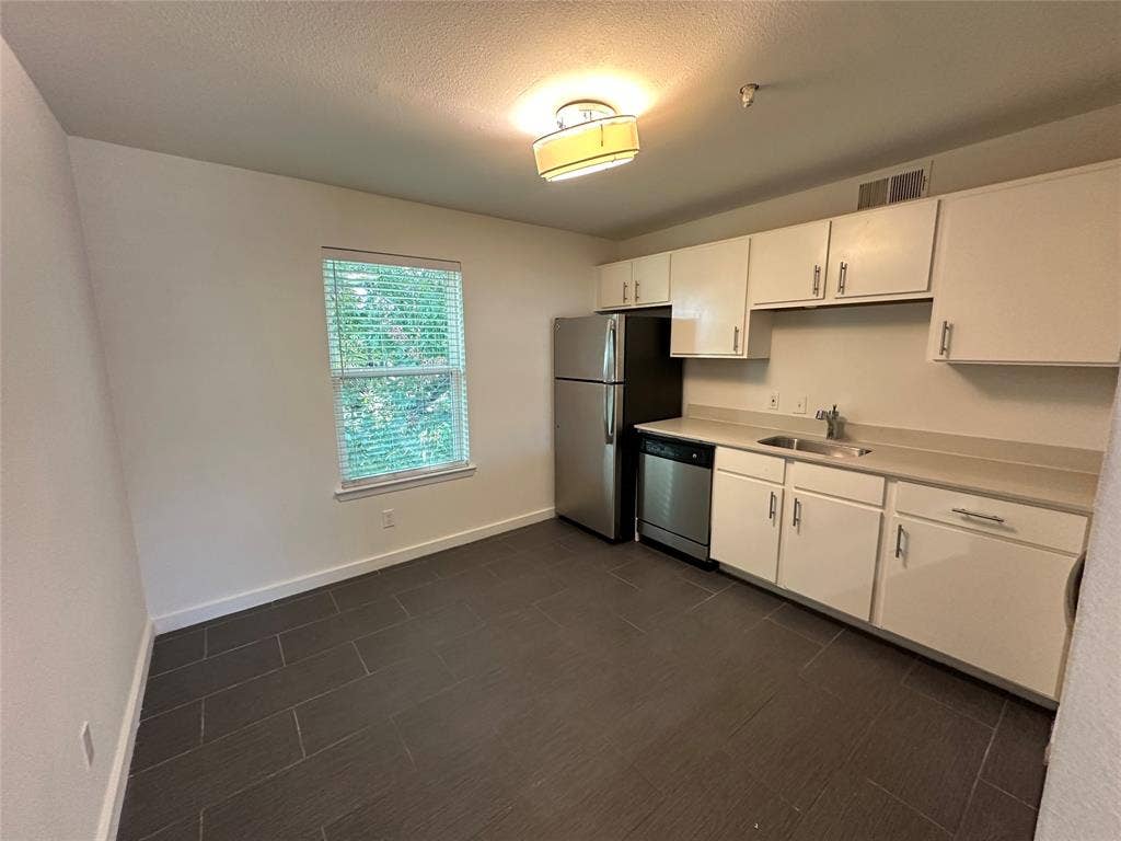 5404 Reiger Avenue, #301, Dallas, TX 75214 5404 Reiger Avenue, #301, Dallas, TX 75214