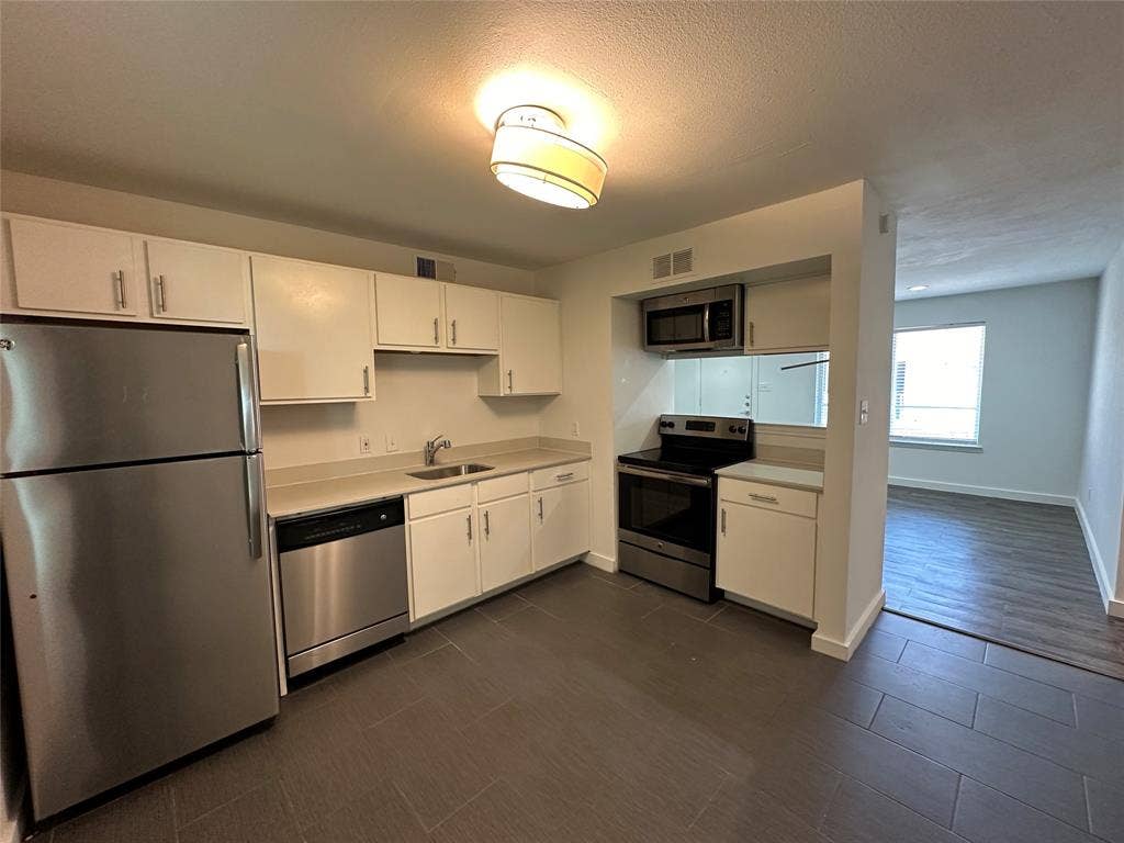 5404 Reiger Avenue, #301, Dallas, TX 75214 5404 Reiger Avenue, #301, Dallas, TX 75214