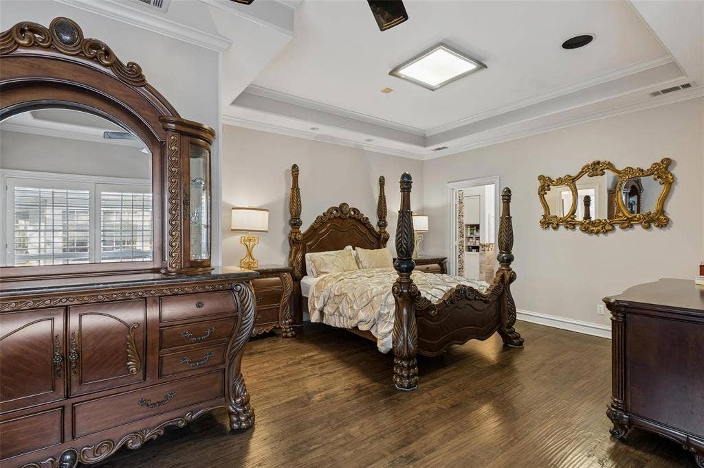6422 Covecreek Place, Dallas, TX 75240