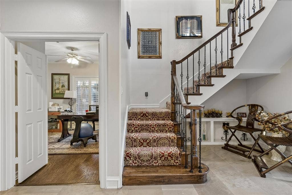 6422 Covecreek Place, Dallas, TX 75240