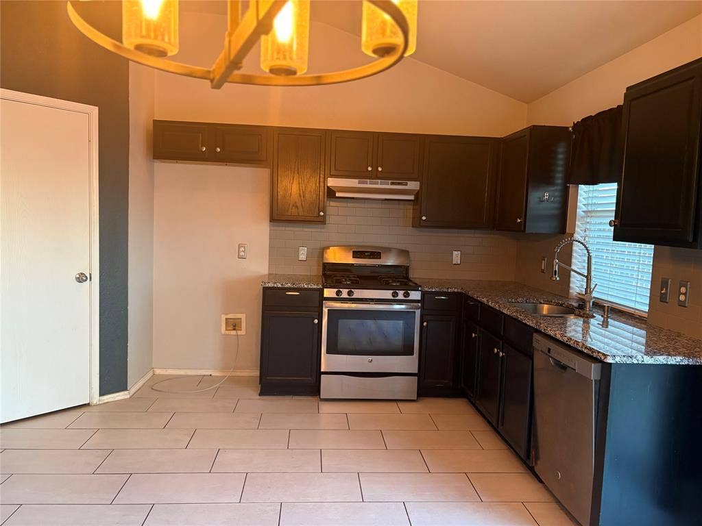 9108 BOONE Drive, McKinney, TX 75071 9108 BOONE Drive, McKinney, TX 75071