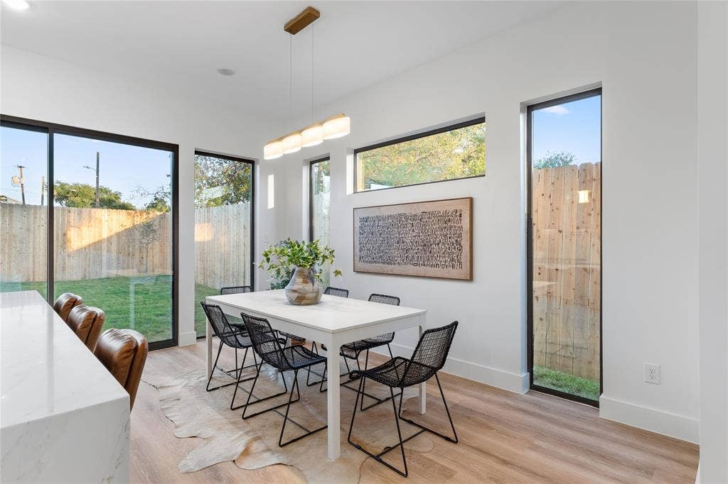 6720 Mabel Avenue, Dallas, TX 75209
