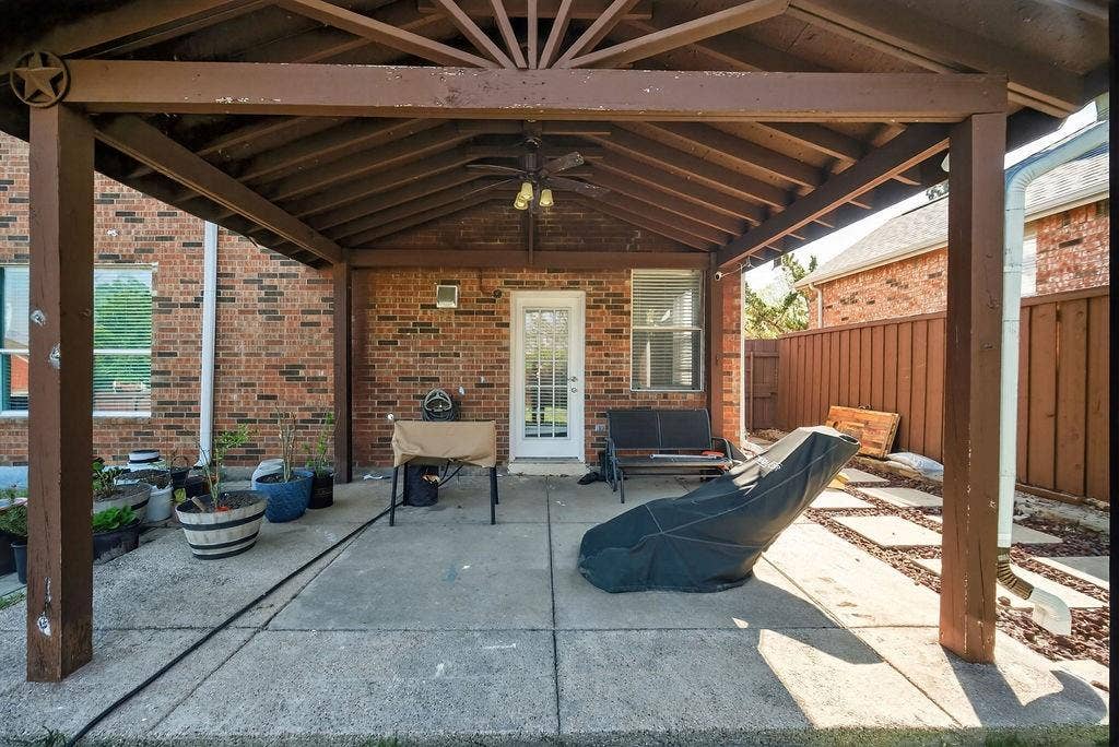 9633 Anns Way, Plano, TX 75025 9633 Anns Way, Plano, TX 75025