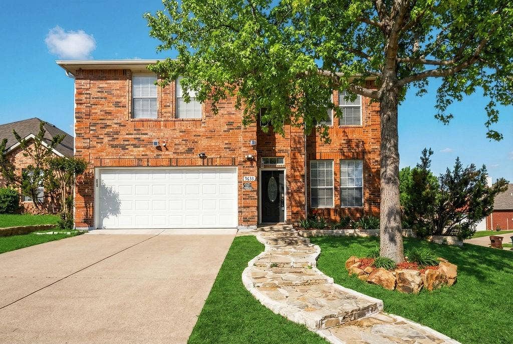 9633 Anns Way, Plano, TX 75025 9633 Anns Way, Plano, TX 75025