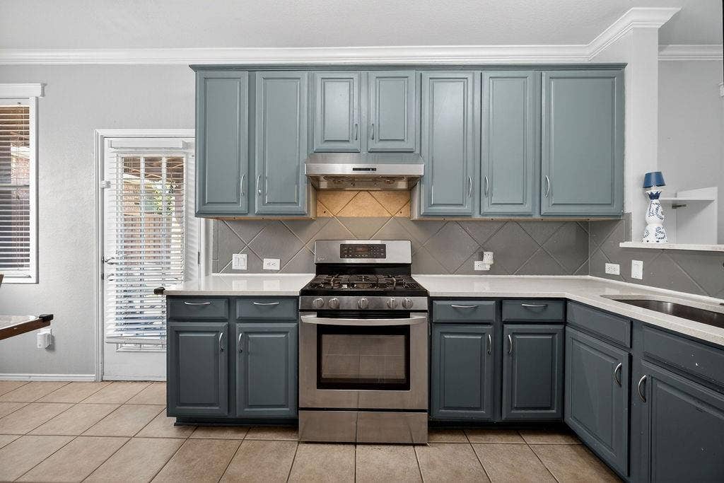 9633 Anns Way, Plano, TX 75025 9633 Anns Way, Plano, TX 75025