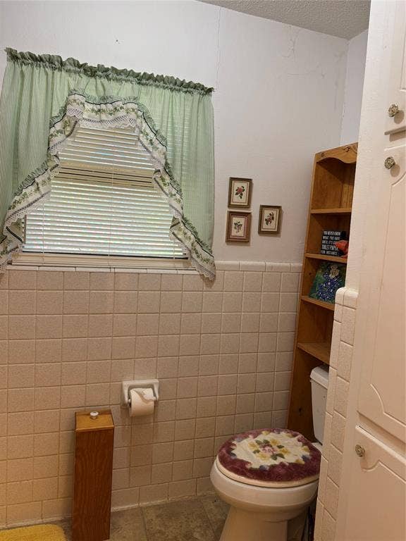 211 S College Street, Itasca, TX 76055 211 S College Street, Itasca, TX 76055