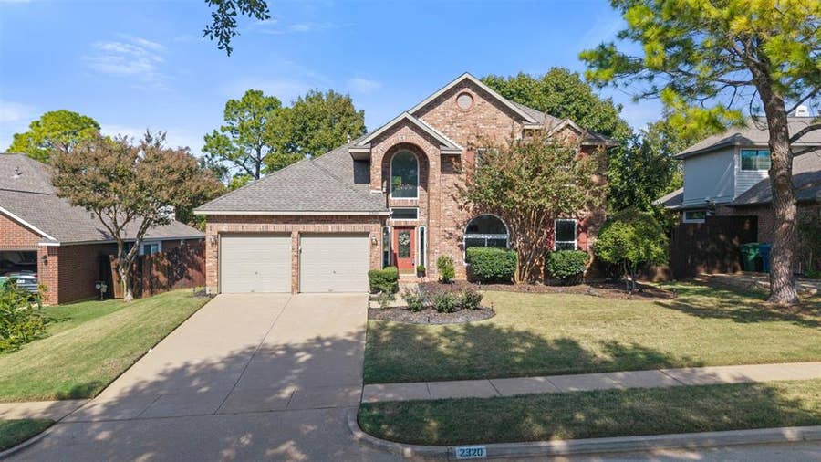 Property photo for 2320 Stoney Brook Lane, Flower Mound, TX
