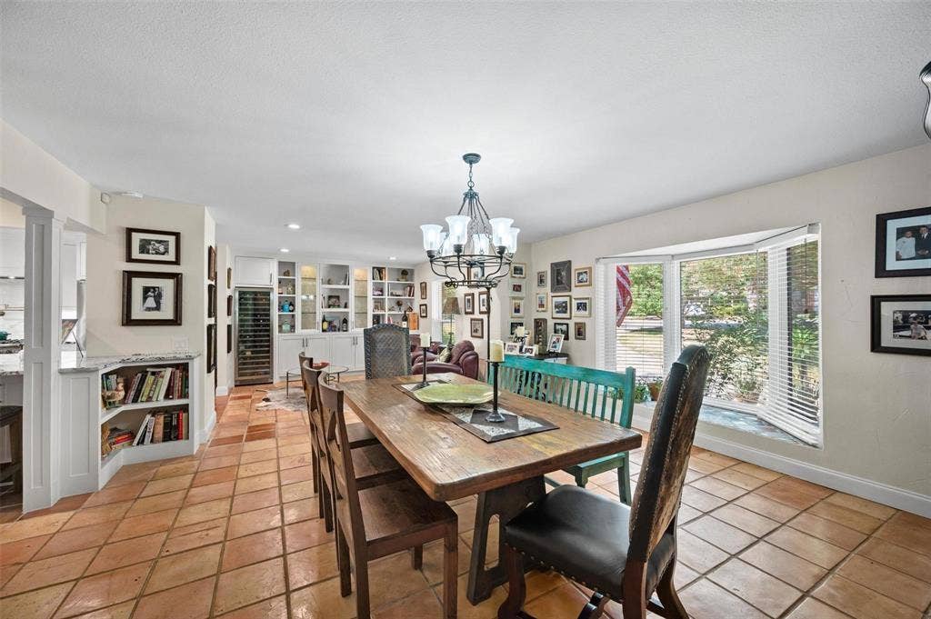 13666 Peyton Drive, Dallas, TX 75240