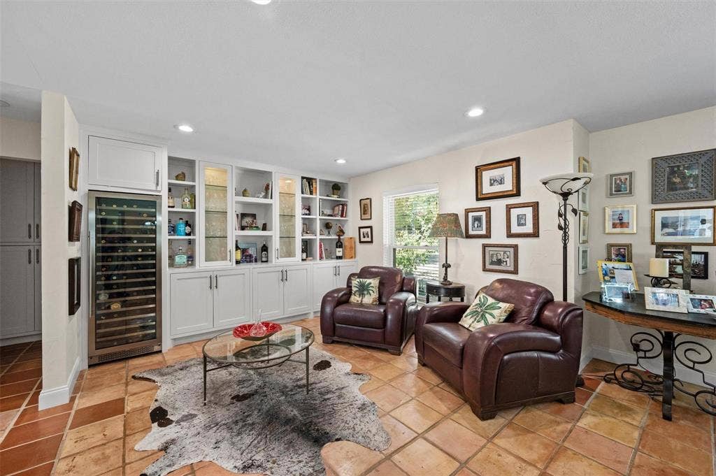 13666 Peyton Drive, Dallas, TX 75240