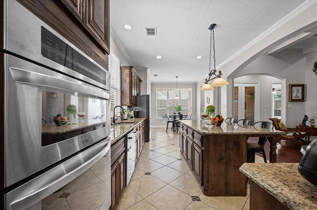 5665 Binbranch Lane, McKinney, TX 75071 5665 Binbranch Lane, McKinney, TX 75071