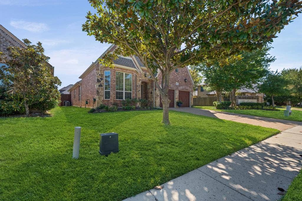 5665 Binbranch Lane, McKinney, TX 75071 5665 Binbranch Lane, McKinney, TX 75071
