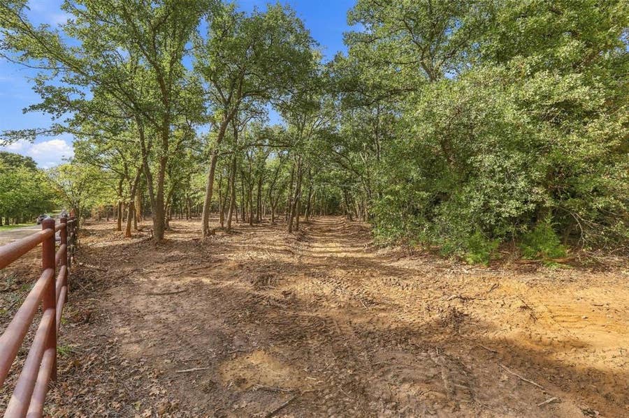 Property photo for Tract 2 Prairie Grove Road, Valley View, TX