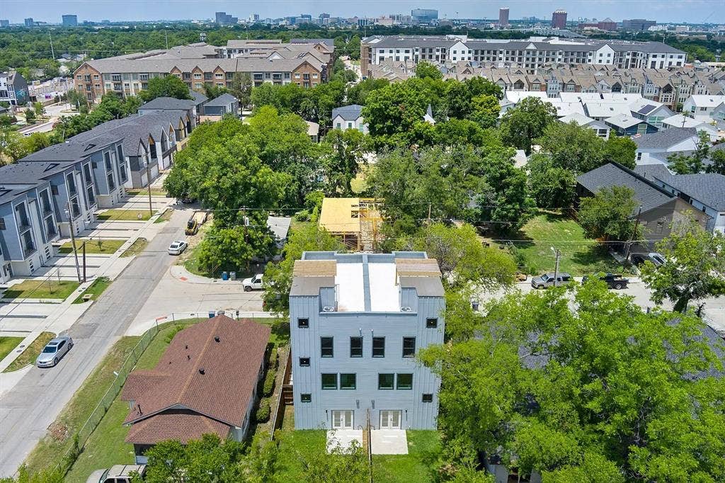 1120-1122 Muncie Avenue, Dallas, TX 75212 1120-1122 Muncie Avenue, Dallas, TX 75212