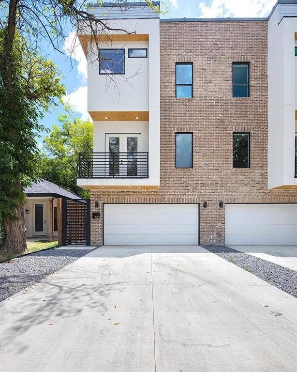 1120-1122 Muncie Avenue, Dallas, TX 75212 1120-1122 Muncie Avenue, Dallas, TX 75212