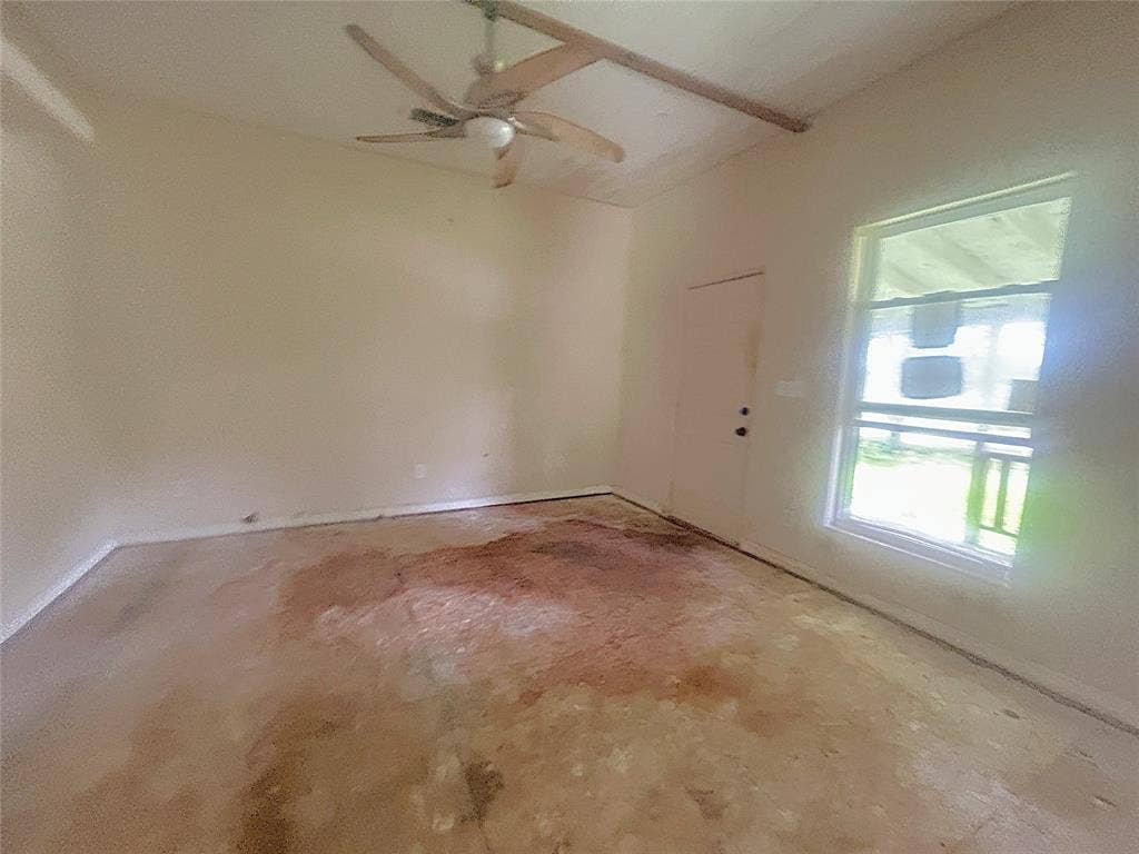 11 Laguna, La Ward, TX 77970 11 Laguna, La Ward, TX 77970