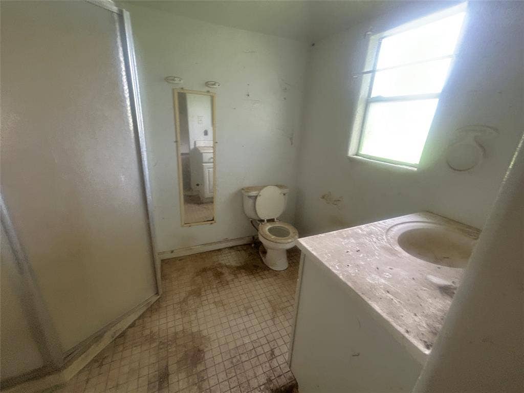 11 Laguna, La Ward, TX 77970 11 Laguna, La Ward, TX 77970