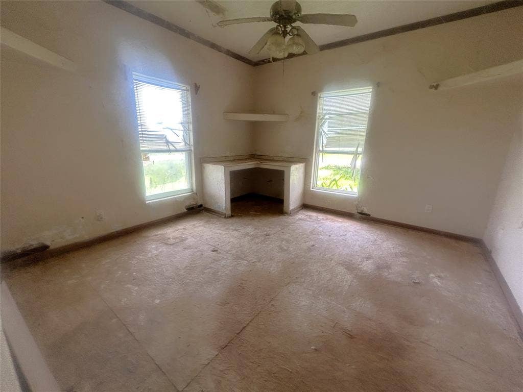 11 Laguna, La Ward, TX 77970 11 Laguna, La Ward, TX 77970