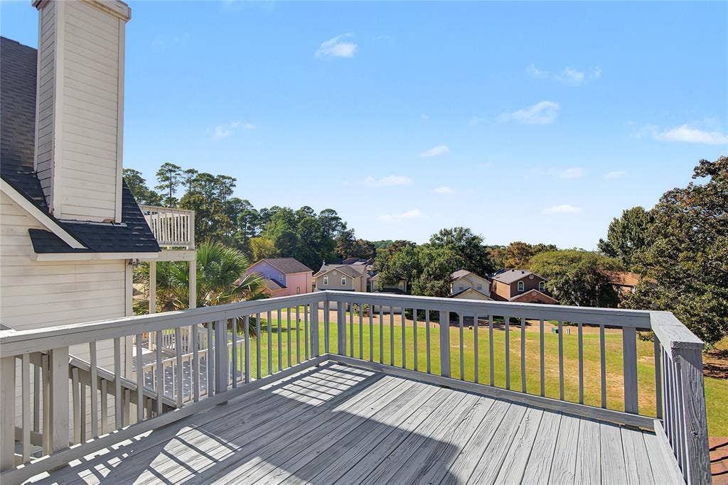 5735 S Lakeshore Drive, Shreveport, LA 71119